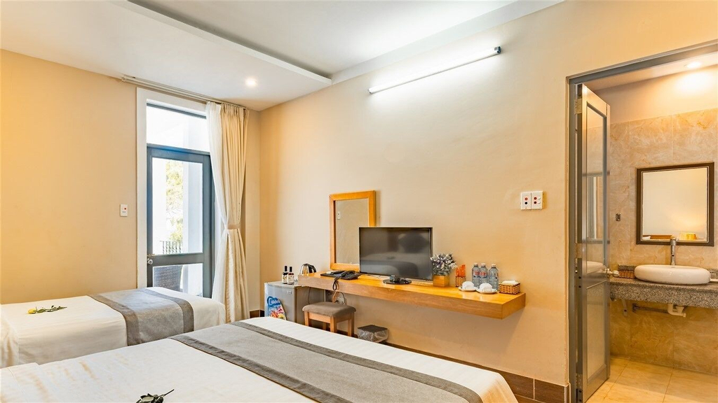 Jazz Hotel, Sơn Trà