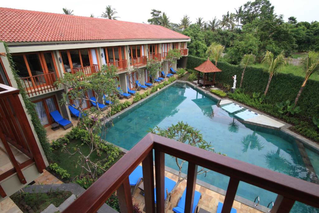 Swimming Pool 26