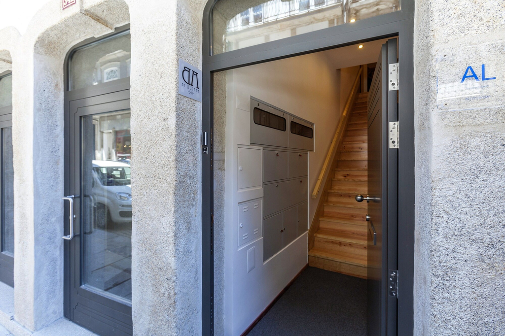 BO - Almada 340, Porto