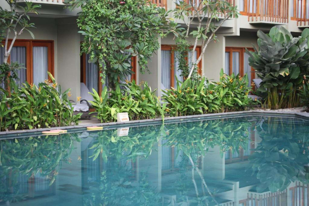Swimming Pool 5