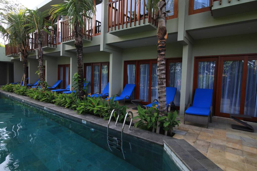 Swimming Pool 9