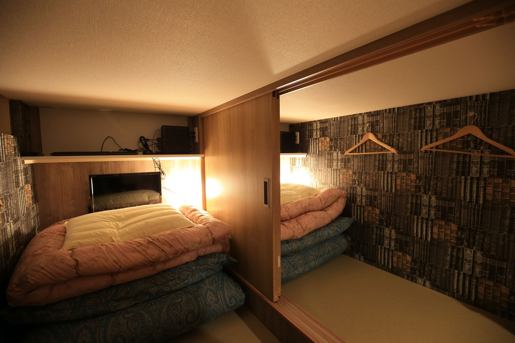 HOSTEL WASABI Osaka Bed with Library, Osaka