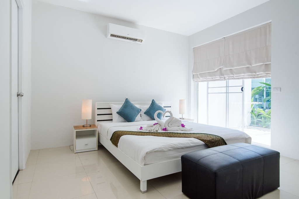 The Beach Village Resort, K. Sam Roi Yot