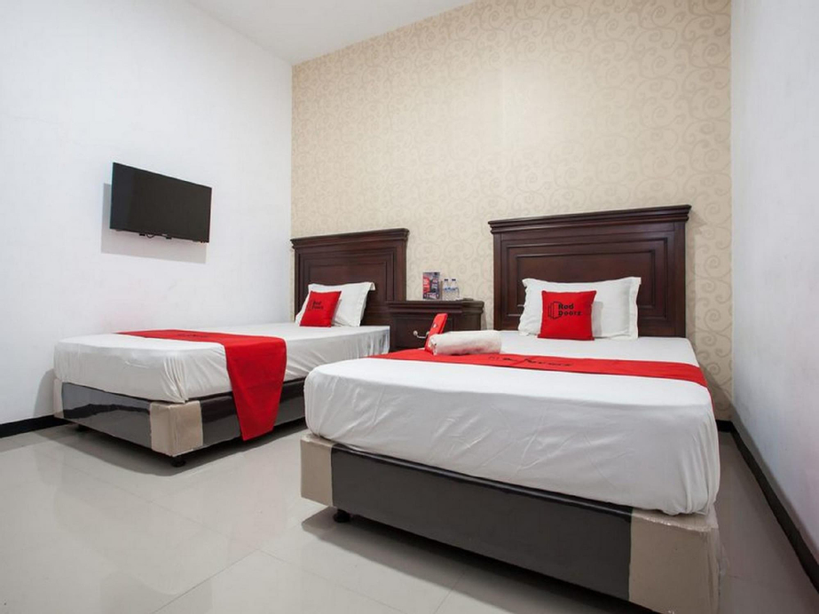 RedDoorz near Taman Krida Budaya Malang, Malang