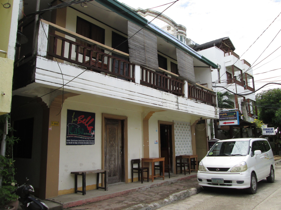La Bella Casa de Boracay, Malay