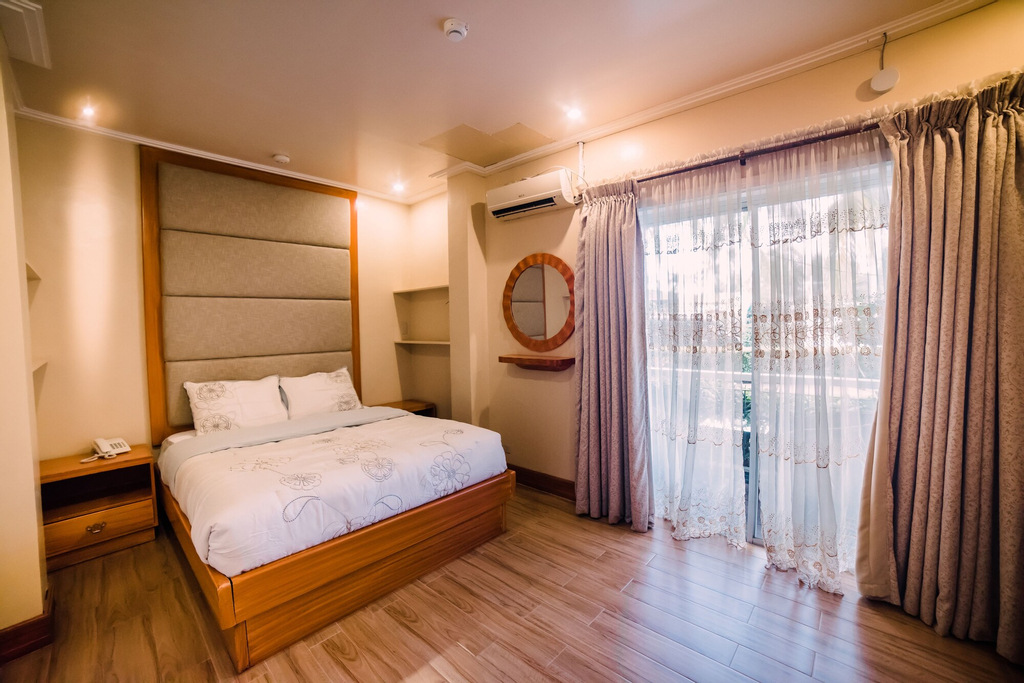 Moonbay Marina The Villas, Olongapo City