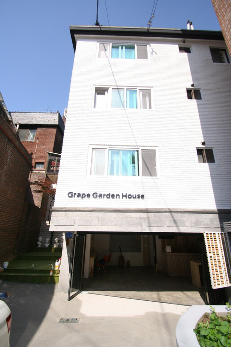 Grape Garden House - Hostel, Seodaemun