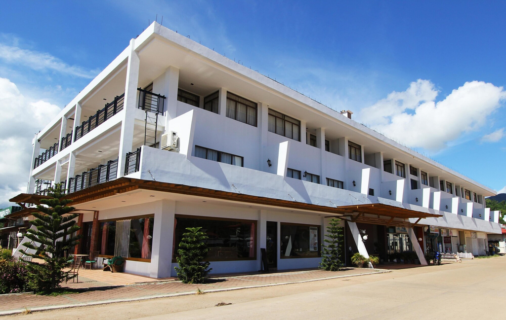Coron Gateway Hotel & Suites, Coron
