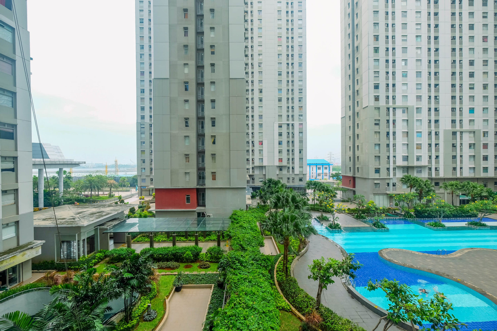 Elegant Studio (No Kitchen) Apartment at Green Bay Pluit By Travelio, Jakarta Utara