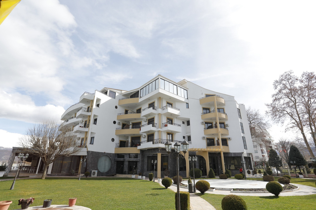 Hotel 1 Maji, Pogradecit