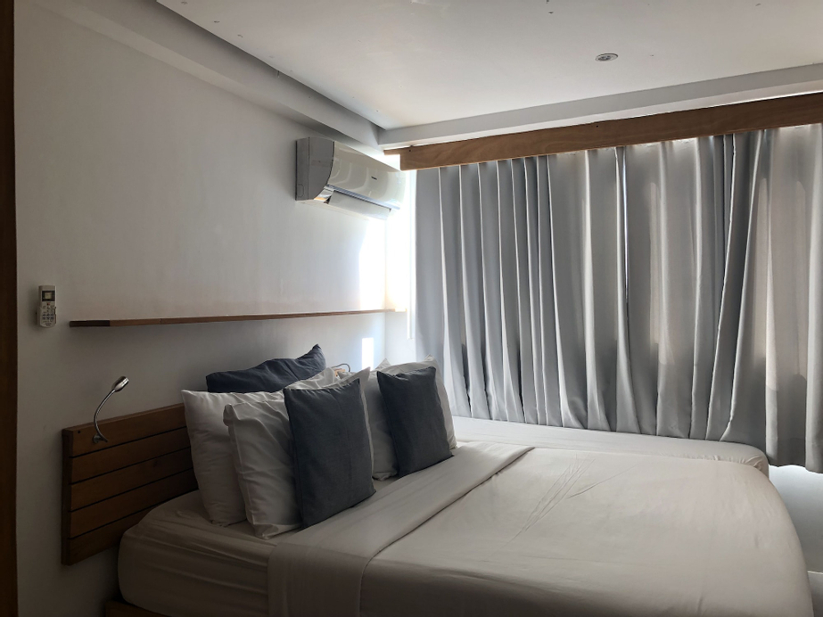 Zuzuni Boutique Hotel, Malay