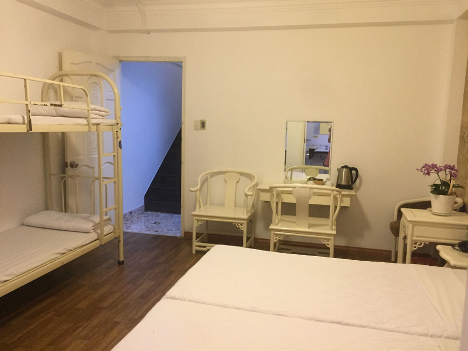 Saigon Pink 2 Hotel, Quận 1