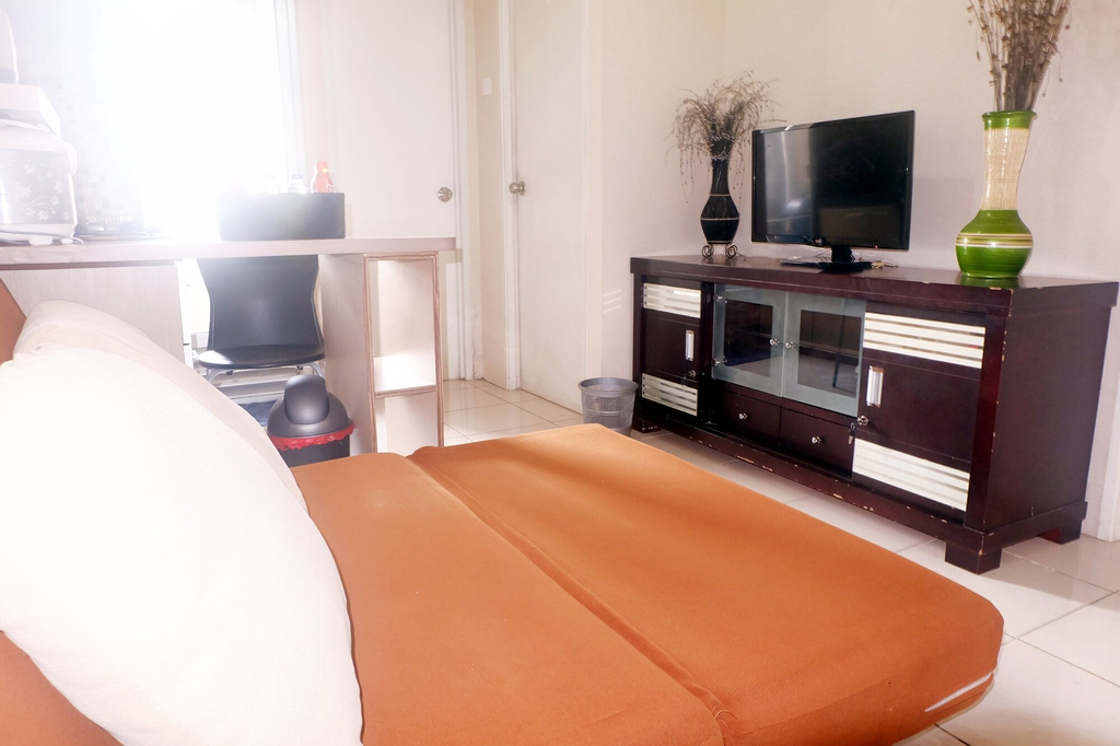 Kalibata Apartment With Sofa Bed Near Shopping Center, Jakarta Selatan