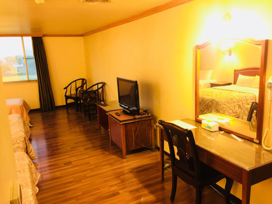 San Ho Business Hotel, Yulin