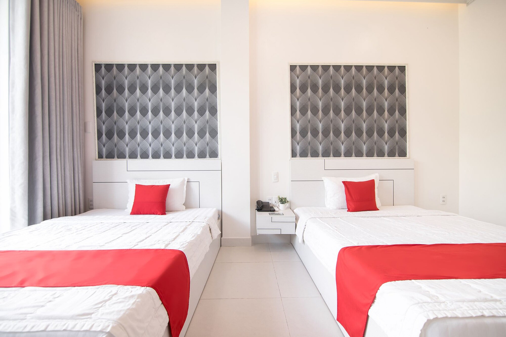 Bin Bin Hotel 4, Quận 7