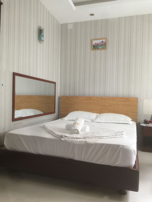 Lucky Hotel, Quận 1