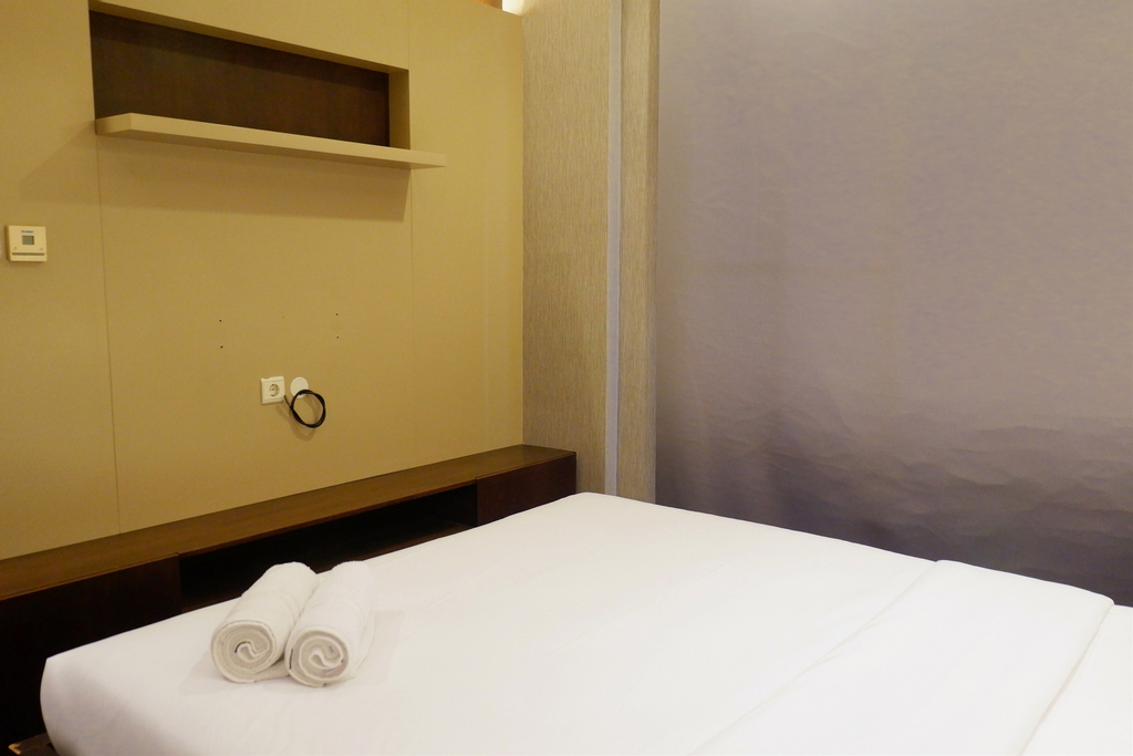 Luxury 2BR The Bellezza Apartment with City View By Travelio, Jakarta Selatan