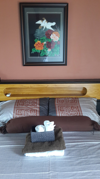 Romantic 1 Bedroom Condo at The Redwoods Condominium, Quezon City