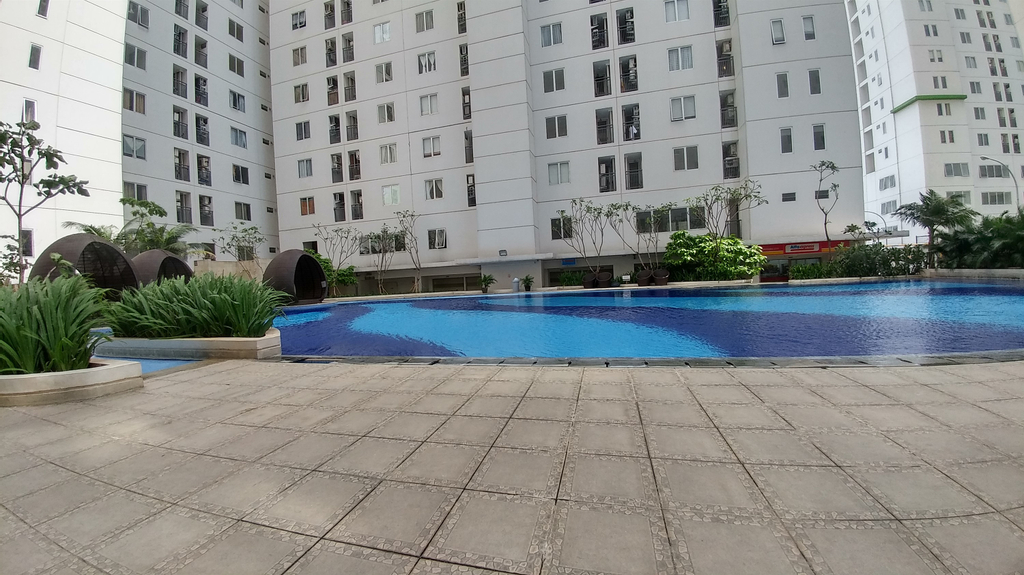 Spacious & Clean 1BR Bassura Apartment By Travelio, Jakarta Timur