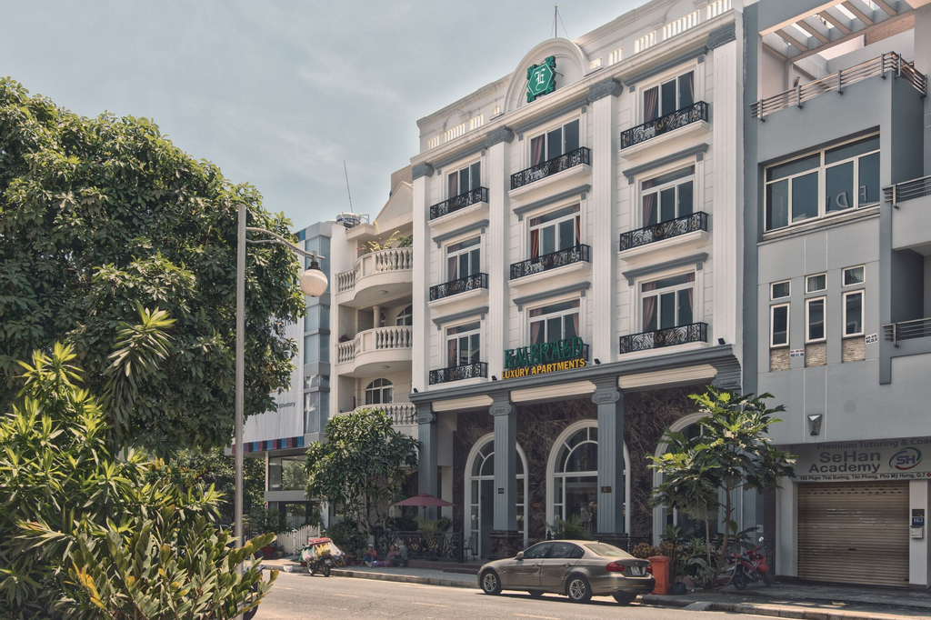 Emerald Serviced Apartments, Quận 7