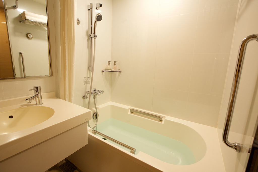 Bathroom 15