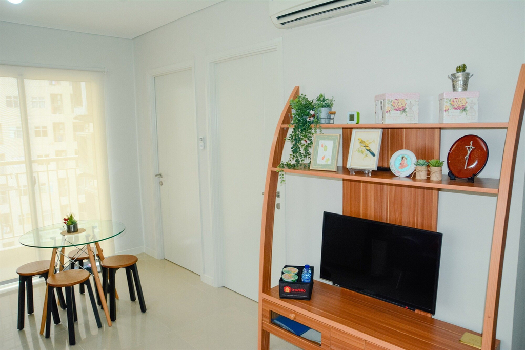 Cozy & Stylish Apartment W/ Great View At Madison Park, Jakarta Barat