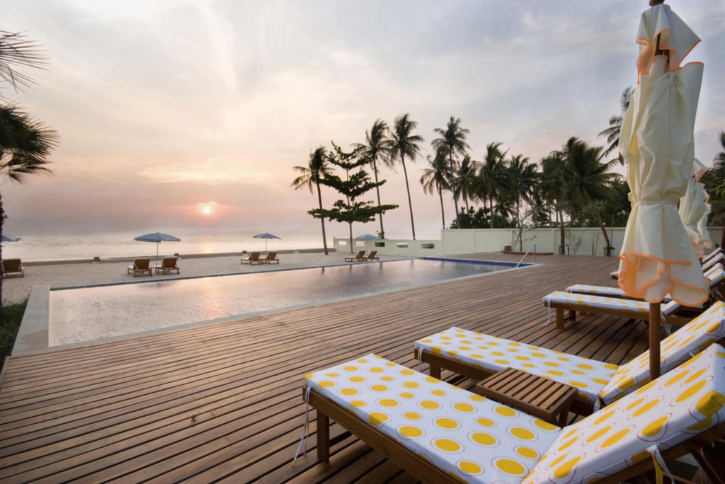 Nantra De Deluxe, Nua Khlong