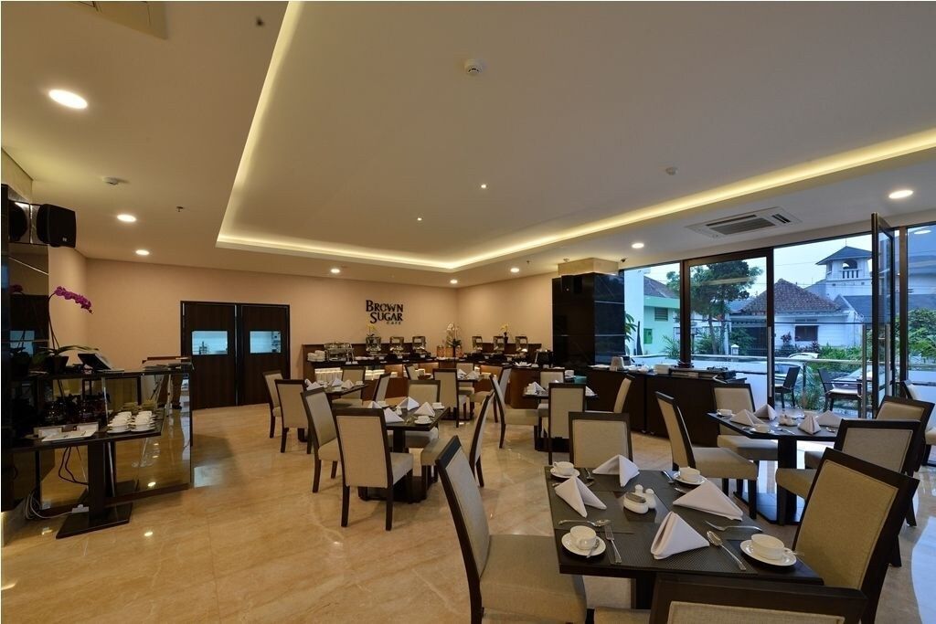 Hotel California Bandung, Bandung