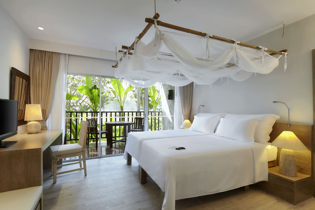 Evason Hua Hin, Pran Buri