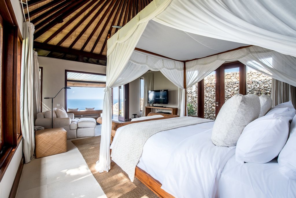 The Ungasan Clifftop Resort, Badung