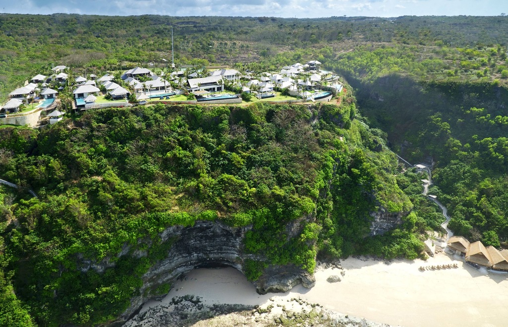 The Ungasan Clifftop Resort, Badung