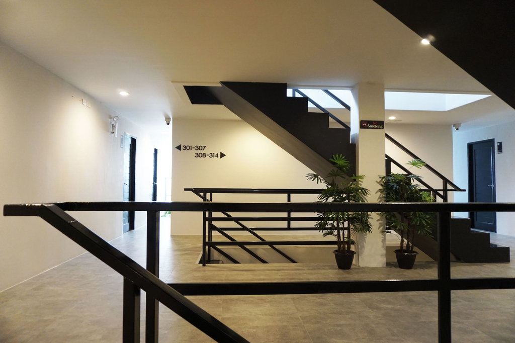 B-Black Residence, Muang Chon Buri