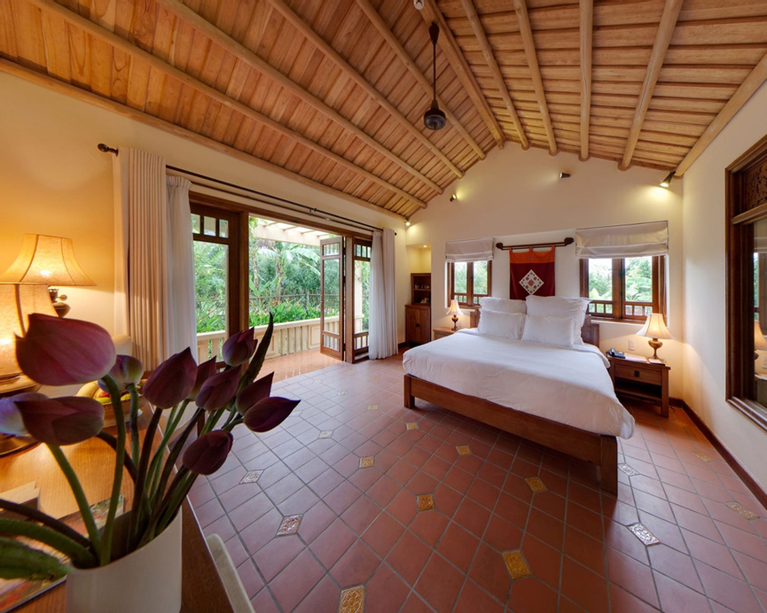 Emeralda Resort Ninh Binh, Gia Viễn