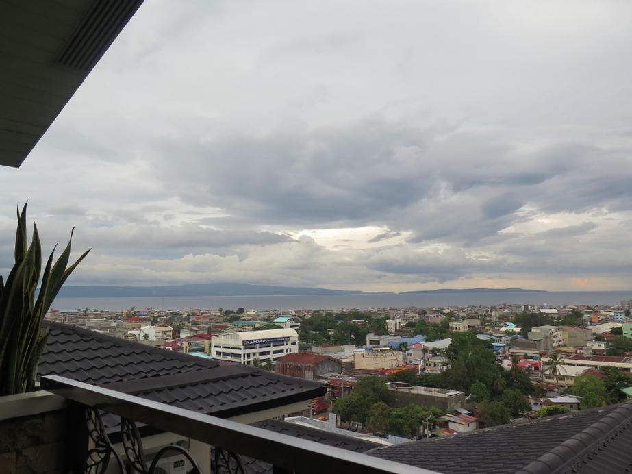The Pinnacle Hotel and Suites, Davao City