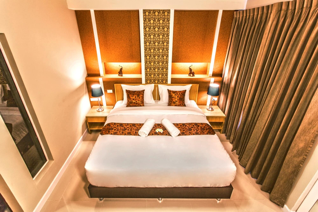 The Aim Sathorn Hotel, Yannawa