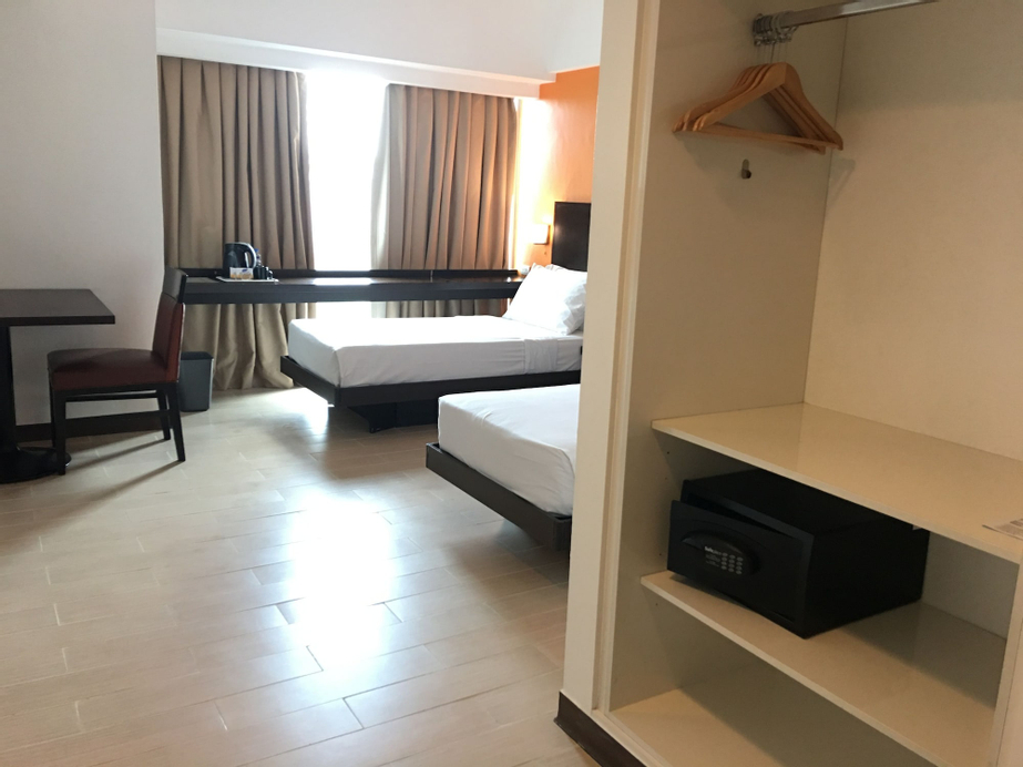 Holiday Inn Express Manila Newport City, Pasay City