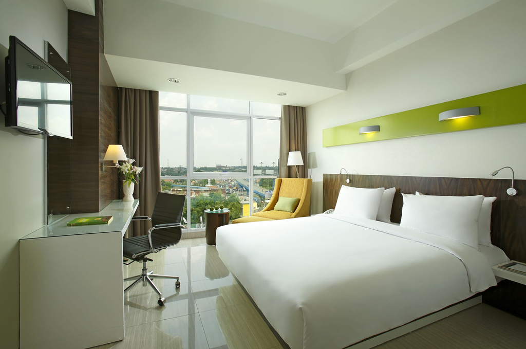 Santika Cikarang, Cikarang