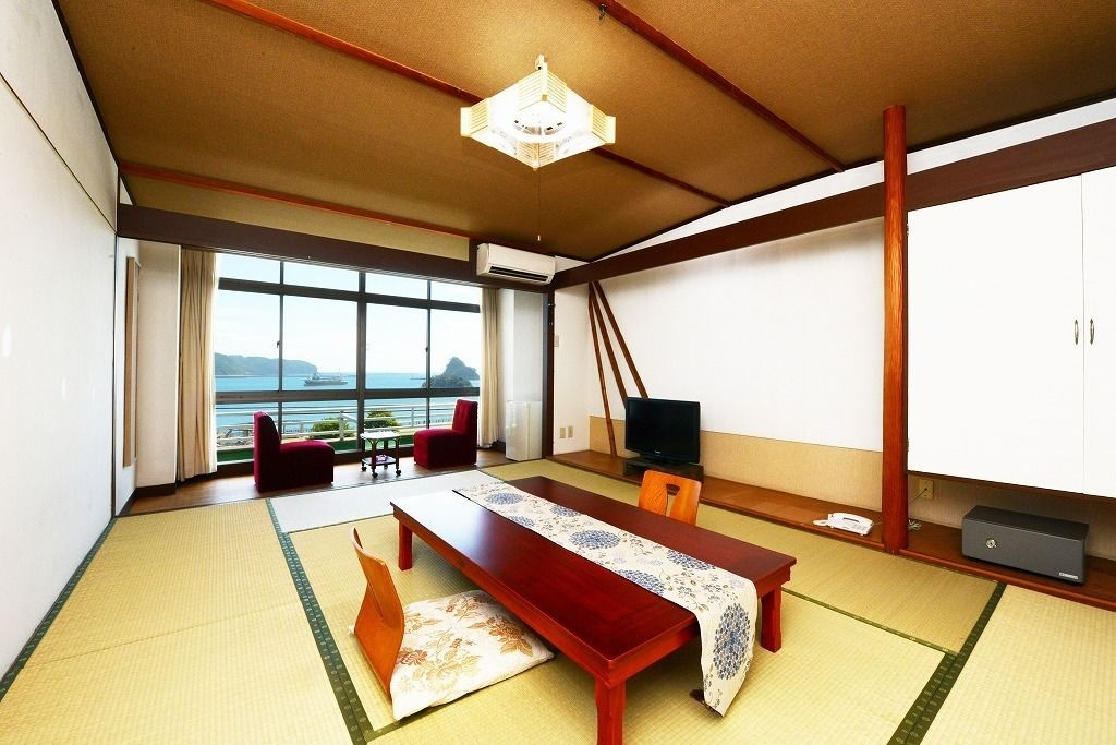 Shimoda Ocean Park Hotel, Shimoda
