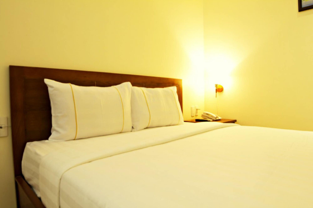 Dinh Phat Hotel, Quận 1