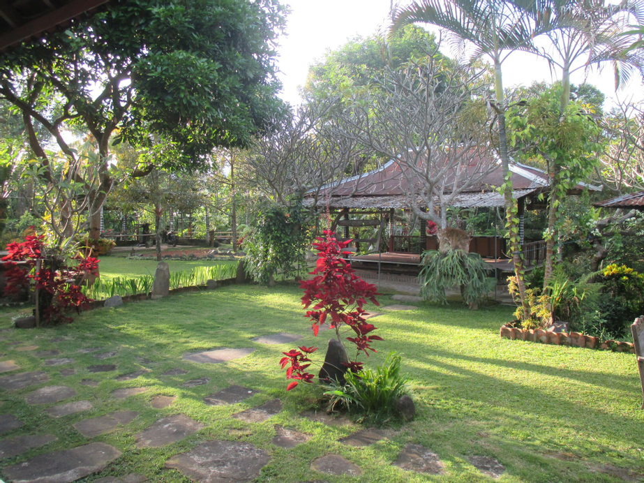 ESA di Kubu Homestay, Buleleng