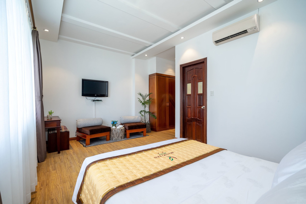 Hoang Yen Hotel, Quận 7