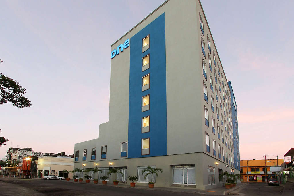 One Villahermosa Centro, Centro