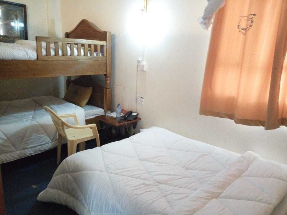 Kirimara Springs Hotel, Kieni