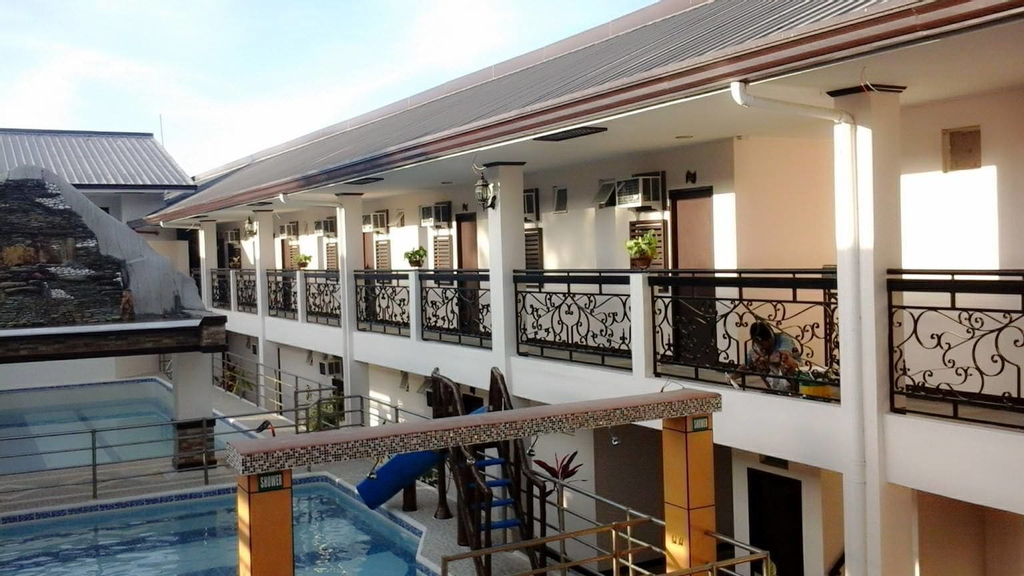 Dreamwave Resort Pansol, Calamba City