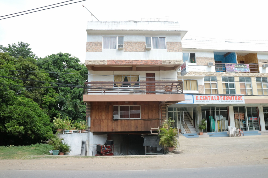 Centillo Travellers Inn, Malay