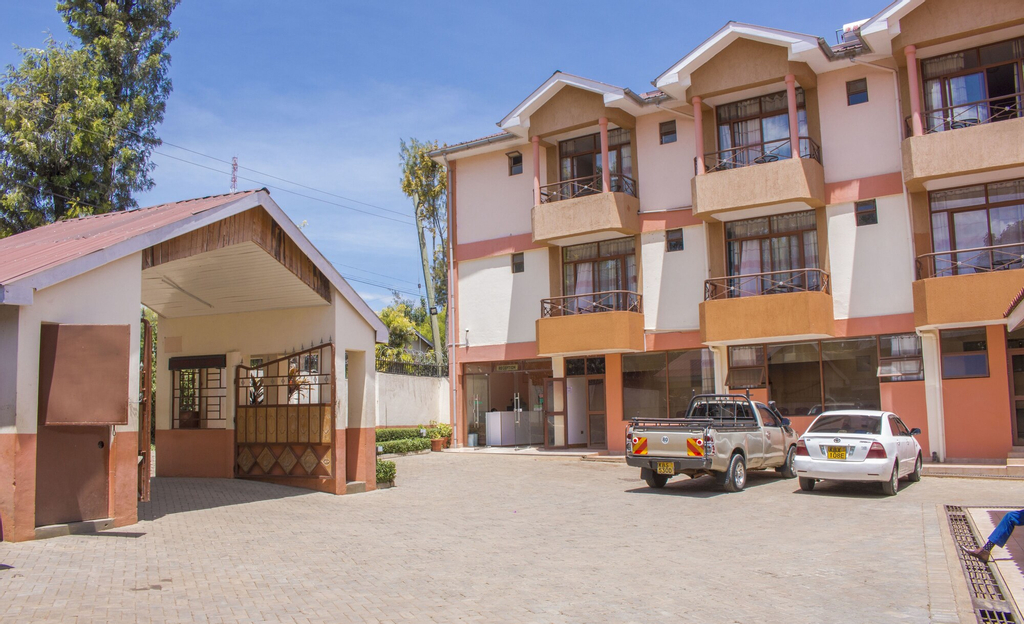 Beisa Hotel, Kieni