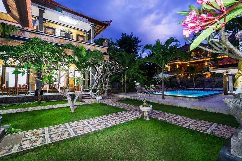 Arya Inn Enny Salon and Spa, Klungkung