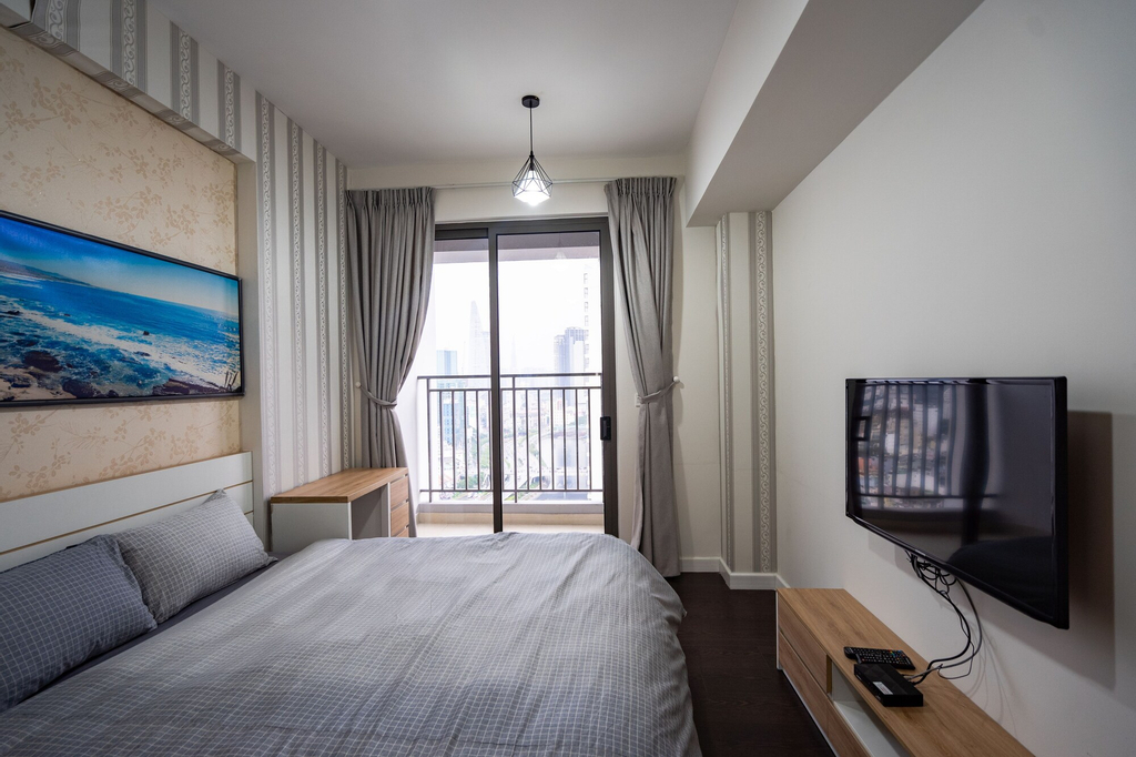 Infinity Edge Pool Rivergate, Quận 4