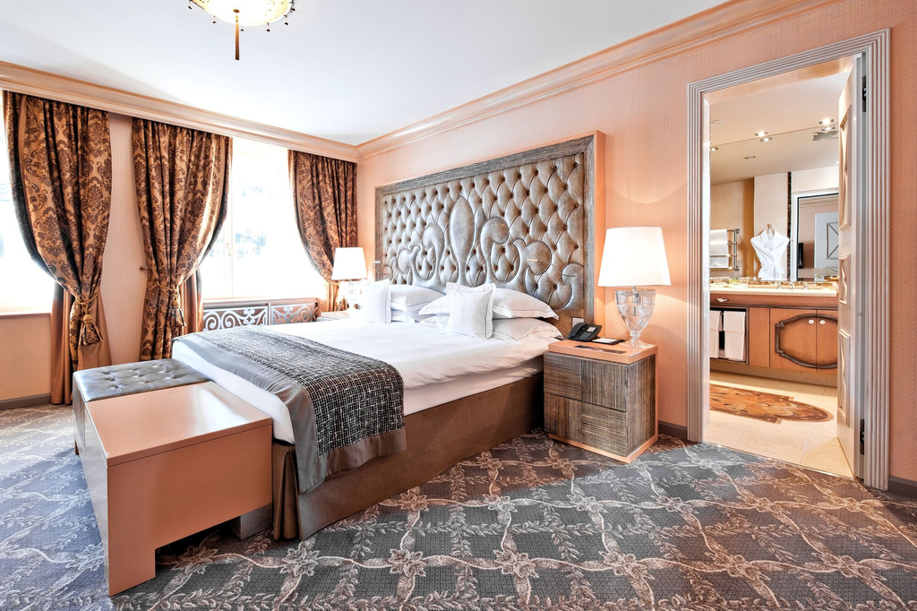 Carlton Hotel St Moritz, Maloja