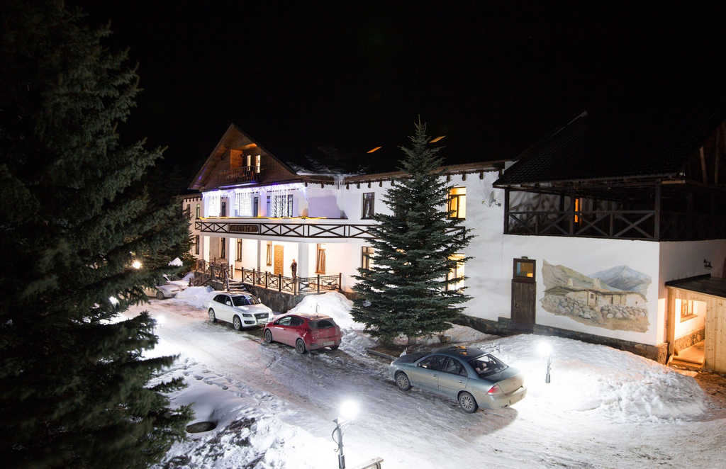 Elbrus HiLoft Hostel, El'brusskiy rayon